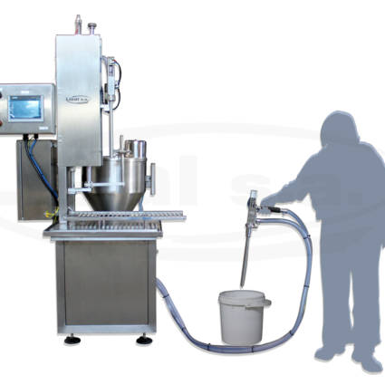 Semi-automatic STAR filling machine with dosing nozzle for filling containers at ground level.