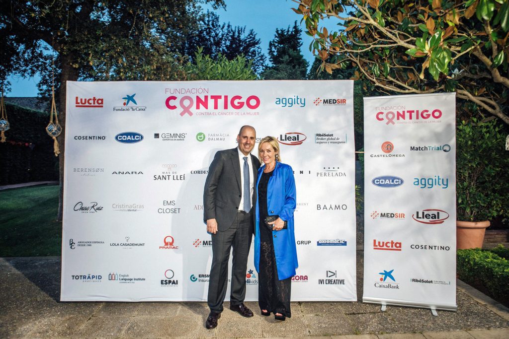 Rosa Maria Lleal y el doctor Javier Cortés